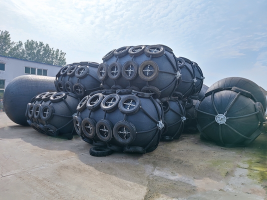 50Kpa 80Kpa Hàng hải Yokohama Bộ chắn bùn cao su khí nén cho thuyền cập bến