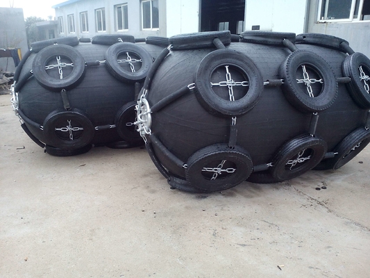 Cao su tự nhiên Yokohama Pneumatic Fender 50kpa 80kpa 2,0m * 3,5m Cho bến tàu