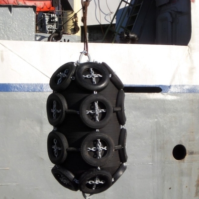 50 kpa Berthing Mooring Máy bơm hơi nổi bằng khí nén cao su hàng hải