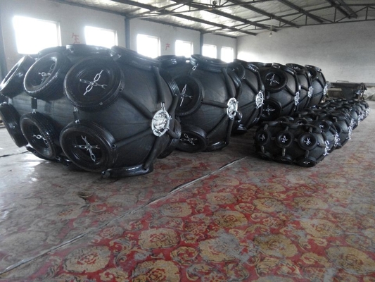 Chắn phao cao su khí nén 50kpa hàng hải với lốp máy bay
