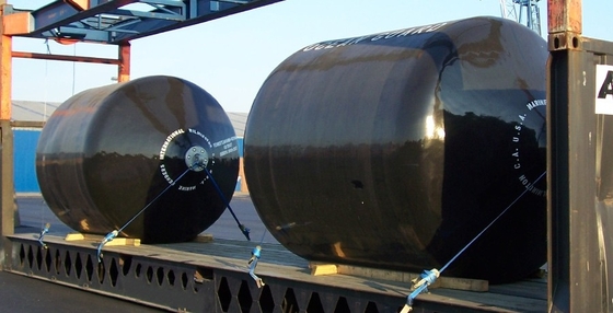 Chất lượng cao CCS Marine Polyurethane Foam Fender đầy màu sắc cho tàu