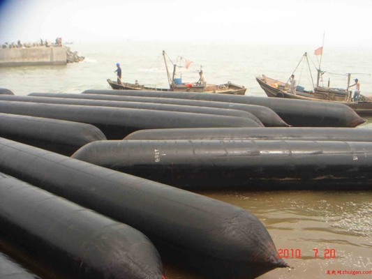 Dock khô Tàu cao su bơm hơi Túi khí Khởi động Thuyền Giá bán tại nhà máy