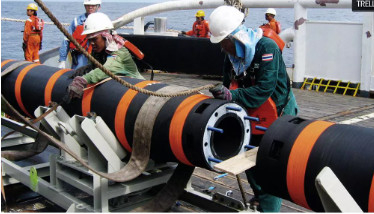 Vòi nổi ở đuôi FPSO được chứng nhận cấp BV để nạp dầu thô ngoài khơi cho tàu chở dầu hàng hải