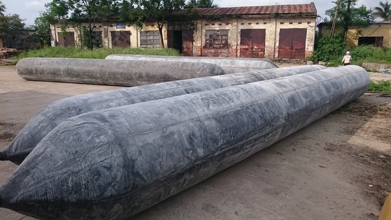 Cứu hộ Khinh khí cầu Cao su Hàng hải để Kéo đến Bờ biển Nâng hạng nặng trong các nhà máy đóng tàu
