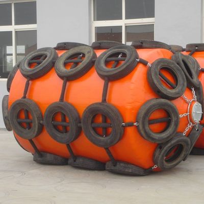 Biển nổi đầy màu sắc Tấm cản Polyurethane EVA Hàng hải có dây xích và lưới lốp