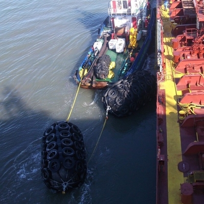 BV 80Kpa Gờ cao su nổi cho tàu kéo Lốp máy bay Cao su Natant