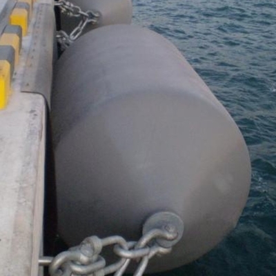 CCS Marine Polyethylene Fender Ngoài khơi Độ kín khí cao EVA Fender