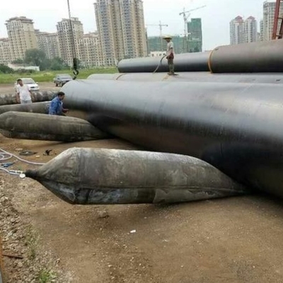 Túi khí nâng hạng nặng hàng hải cao su tự nhiên bơm hơi màu đen