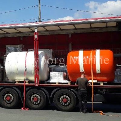 Tấm chắn bọt biển nổi Polyurethane với lốp và xích
