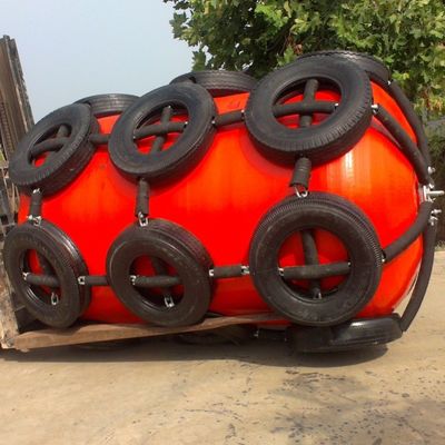 Tấm chắn bọt biển nổi Polyurethane với lốp và xích